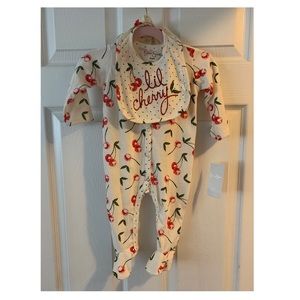 Baby footsie pajamas with matching bib & turban.